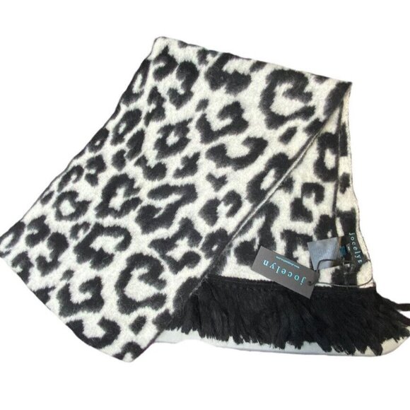 Jocelyn Scarf Alpaca blend Black / White leopard Print Winter Cozy Designer - Picture 3 of 5